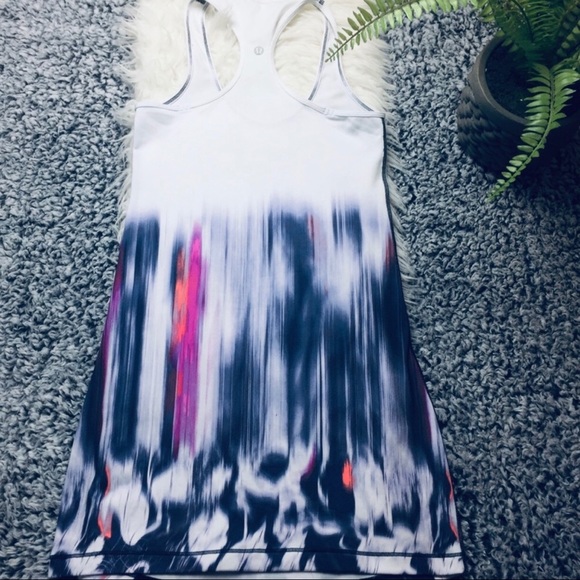 Lululemon Top - Picture 3 of 6